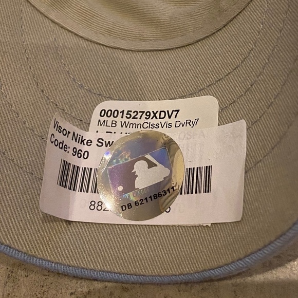 Tampa Bay Devil Rays Light Blue Strapback Visor Women’s Hat - Nike Brand, NWT - Picture 7 of 7